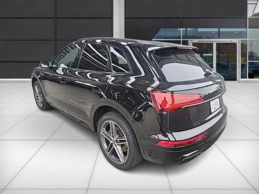 2024 Audi Q5 e 55 S line Prestige