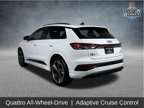 Glacier White Metallic 2023 Audi Q4 e-tron Premium Plus