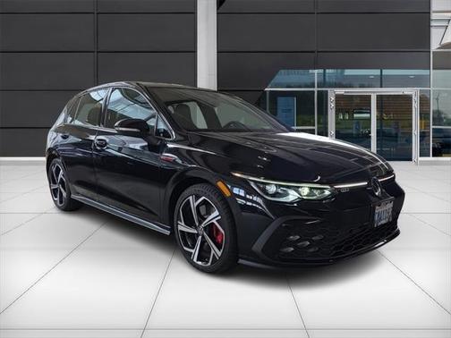 2024 Volkswagen Golf GTI 2.0T SE DSG