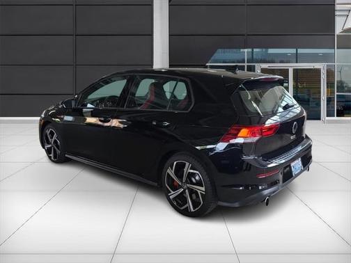 2024 Volkswagen Golf GTI 2.0T SE DSG