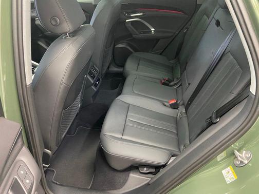 Green Metallic 2026 Audi Q5 Premium TFSI quattro S tronic