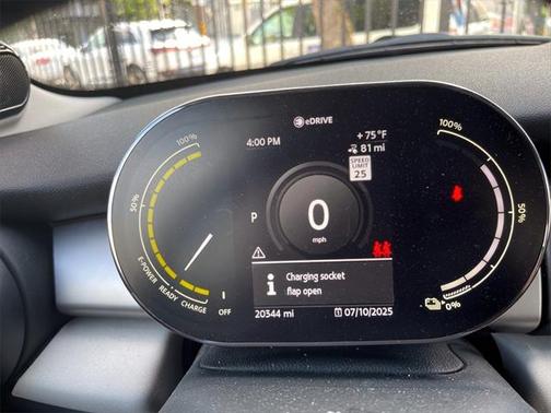 2021 MINI SE Hardtop Signature Plus