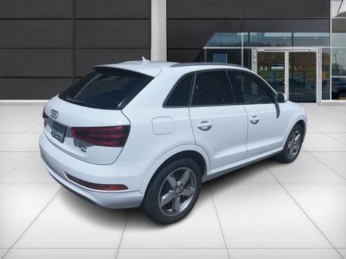 2015 Audi Q3 2.0T Premium Plus