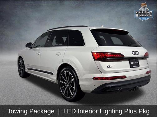 Vicuna Beige Metallic 2023 Audi Q7 55 Prestige