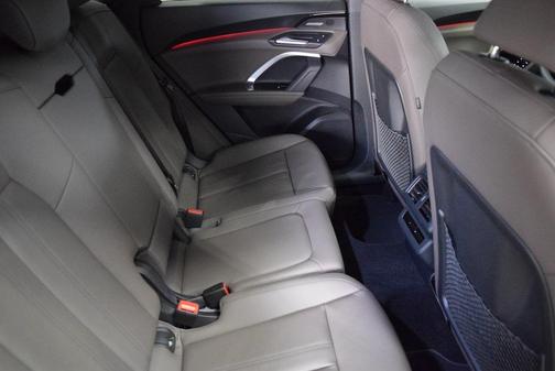 2025 Audi Q5 2.0T Premium Plus