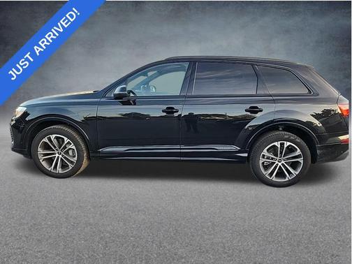 2025 Audi Q7 45 Premium Plus