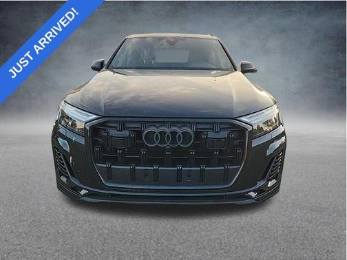 2025 Audi Q7 45 Premium Plus