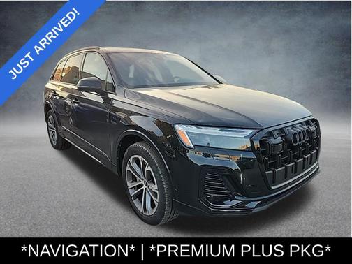 2025 Audi Q7 45 Premium Plus