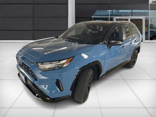 2022 Toyota RAV4 Hybrid SE