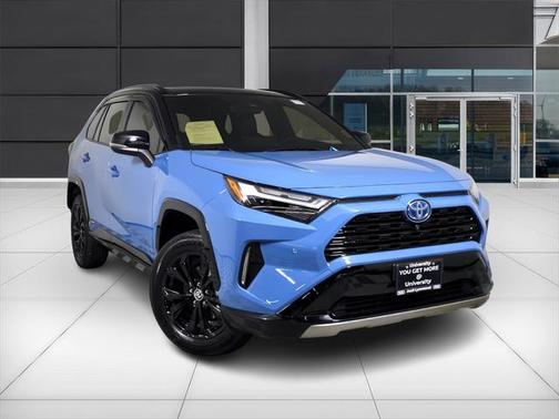 2022 Toyota RAV4 Hybrid SE