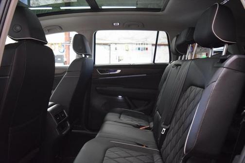 2025 Volkswagen Atlas 2.0T SEL Premium R-Line 4MOTION