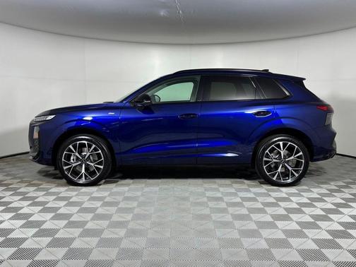 Blue Metallic 2026 Audi Q3 S line