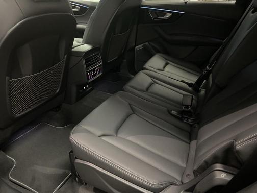 2026 Audi Q7 55 Premium Plus