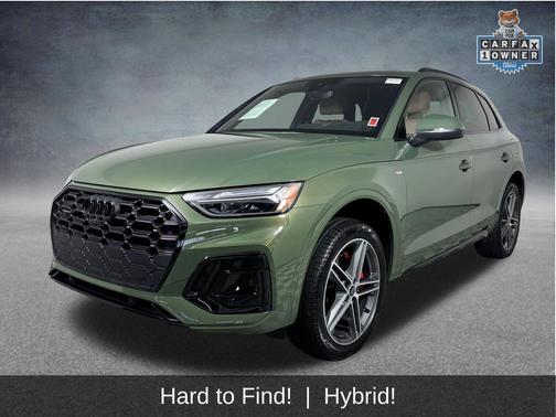 District Green Metallic 2024 Audi Q5 e 55 S line Premium Plus