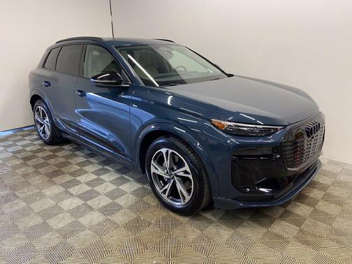 Blue Metallic 2027 Audi Q6 e-tron Prestige