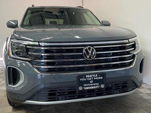 2026 Volkswagen Atlas 2.0T SE w/Technology 4MOTION