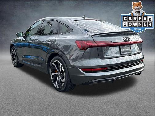 Daytona Gray Pearl 2023 Audi e-tron Sportback S line Premium Plus