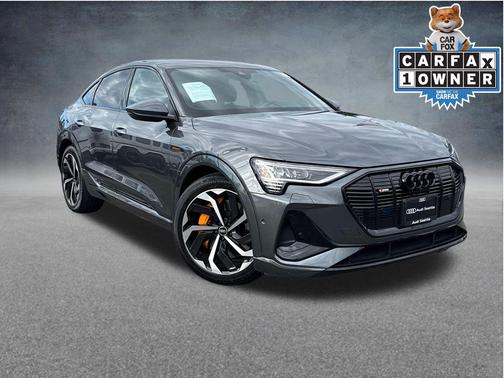 Daytona Gray Pearl 2023 Audi e-tron Sportback S line Premium Plus