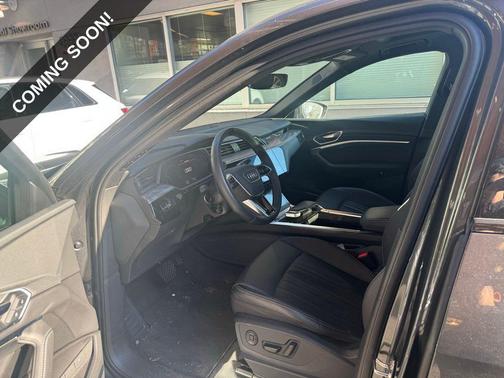Daytona Gray Pearl 2023 Audi e-tron Sportback S line Premium Plus