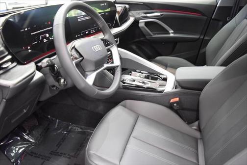 2025 Audi Q5 Premium