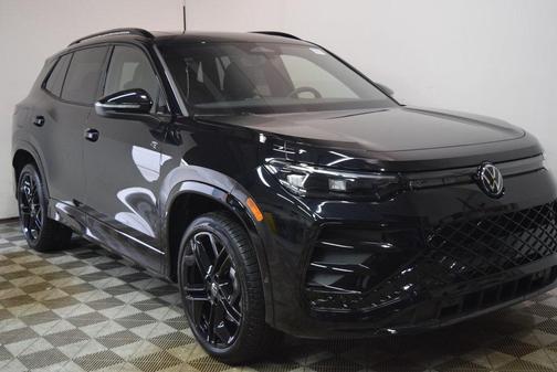 2025 Volkswagen Tiguan 2.0T SE R-Line Black 4MOTION