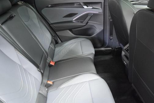 2025 Volkswagen Tiguan 2.0T SE R-Line Black 4MOTION