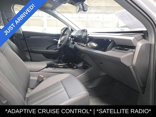 2025 Audi Q6 e-tron Premium