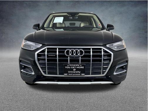 Black 2022 Audi Q5 40 Premium Plus