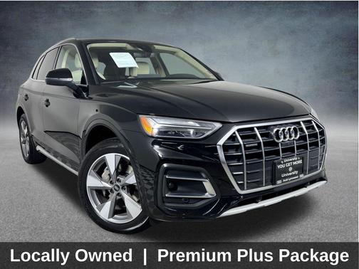 Mythos Black Metallic 2022 Audi Q5 40 Premium Plus