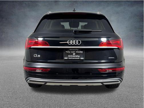 Black 2022 Audi Q5 40 Premium Plus