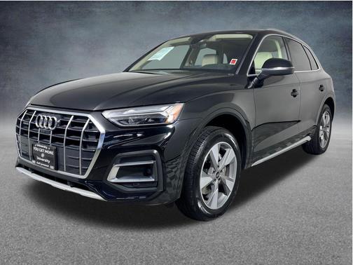 Black 2022 Audi Q5 40 Premium Plus