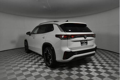 2025 Volkswagen Tiguan 2.0T SEL R-Line 4MOTION