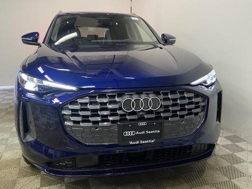 2025 Audi Q5 2.0T Premium Plus