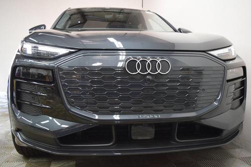 2025 Audi Q6 e-tron Premium Plus