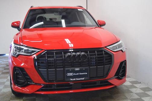 2025 Audi Q3 Premium