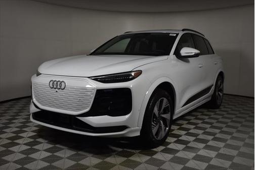 2025 Audi Q6 e-tron Premium