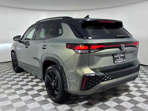 Avocado Green w/Deep Black Roof 2026 Volkswagen Tiguan 2.0T SE R-Line Black 4MOTION