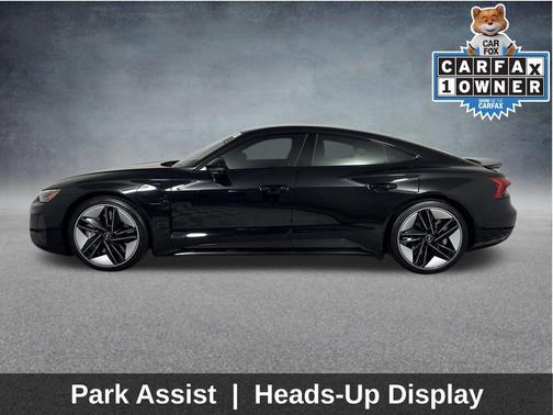 2023 Audi RS e-tron GT Base