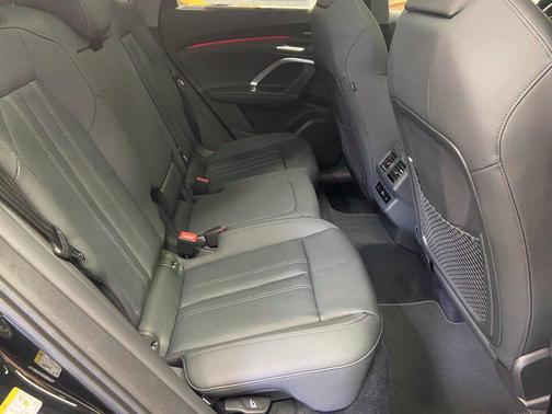 Black Metallic 2026 Audi Q5 2.0T Prestige