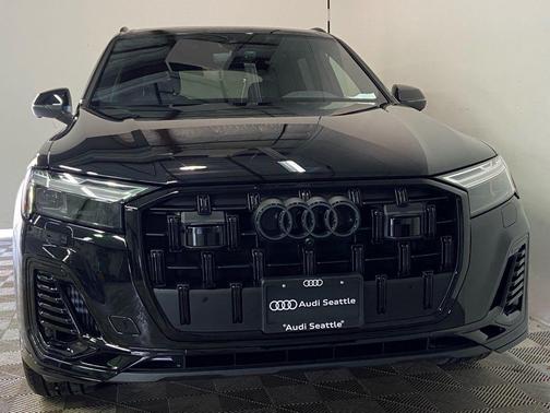 2026 Audi Q7 55 Premium Plus
