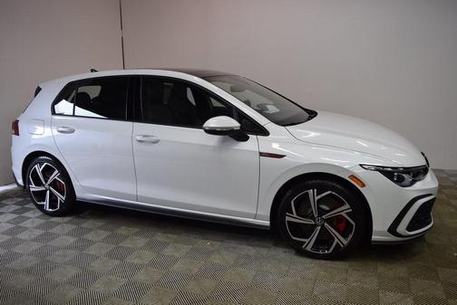 2024 Volkswagen Golf GTI 2.0T SE DSG