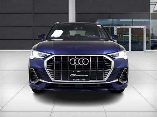 2022 Audi Q3 45 S line Premium Plus