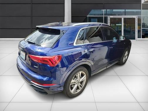2022 Audi Q3 45 S line Premium Plus