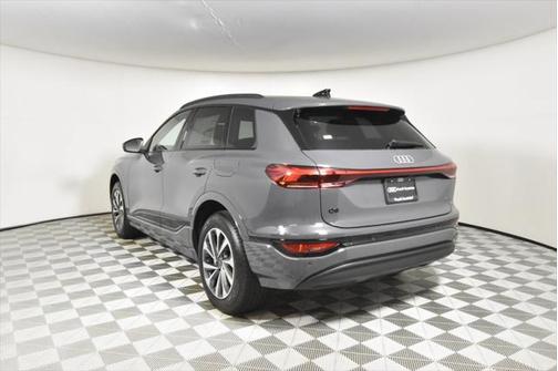 2025 Audi Q6 e-tron Premium