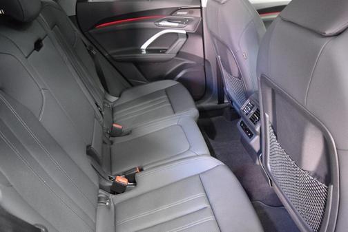 2025 Audi Q5 2.0T Prestige