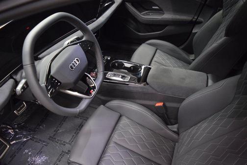 2025 Audi S6 e-tron Premium Plus