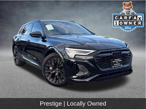Mythos Black Metallic 2024 Audi Q8 e-tron Prestige