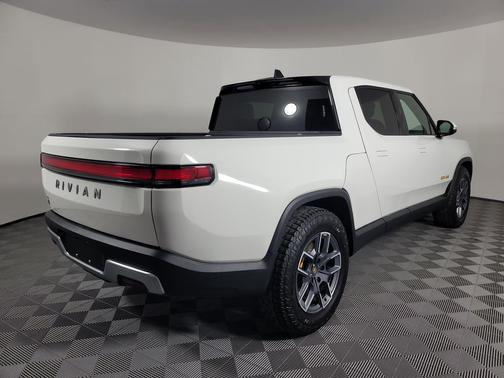 2023 Rivian R1T Adventure Quad Motor Large Pack