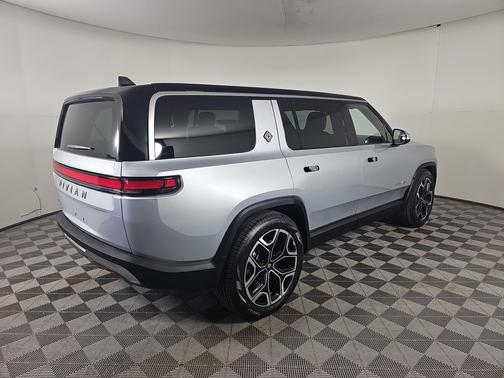 LA Silver 2024 Rivian R1S Adventure Package