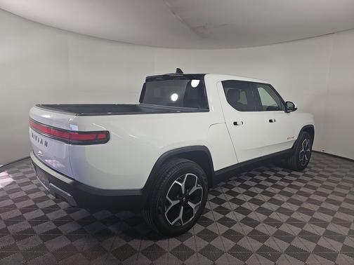 2022 Rivian R1T Adventure